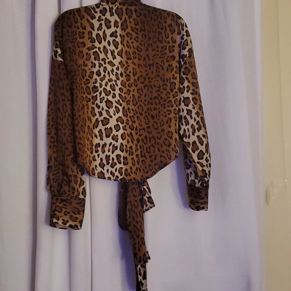 Blouse - Picture 2 of 2